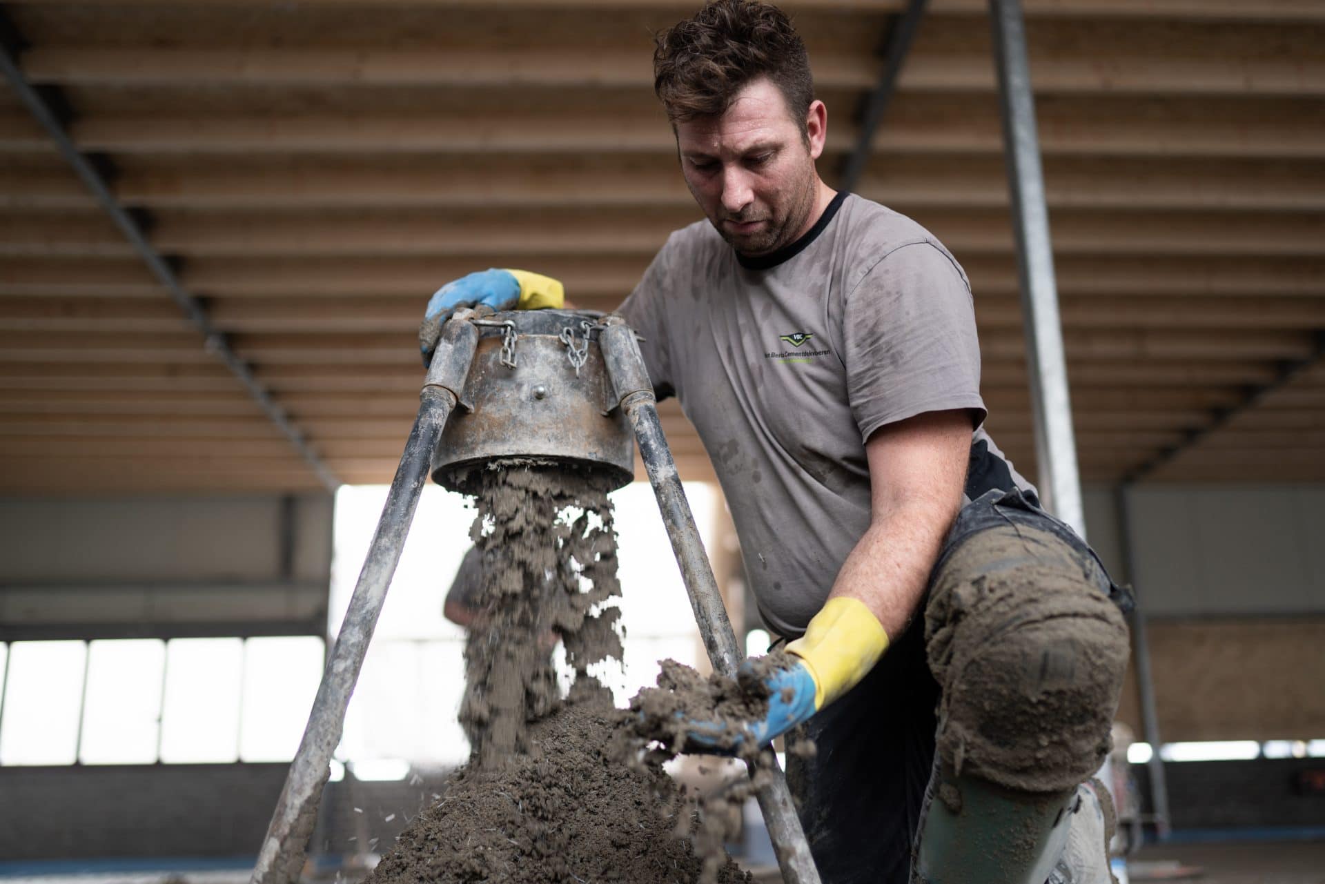 Cementdekvloer storten